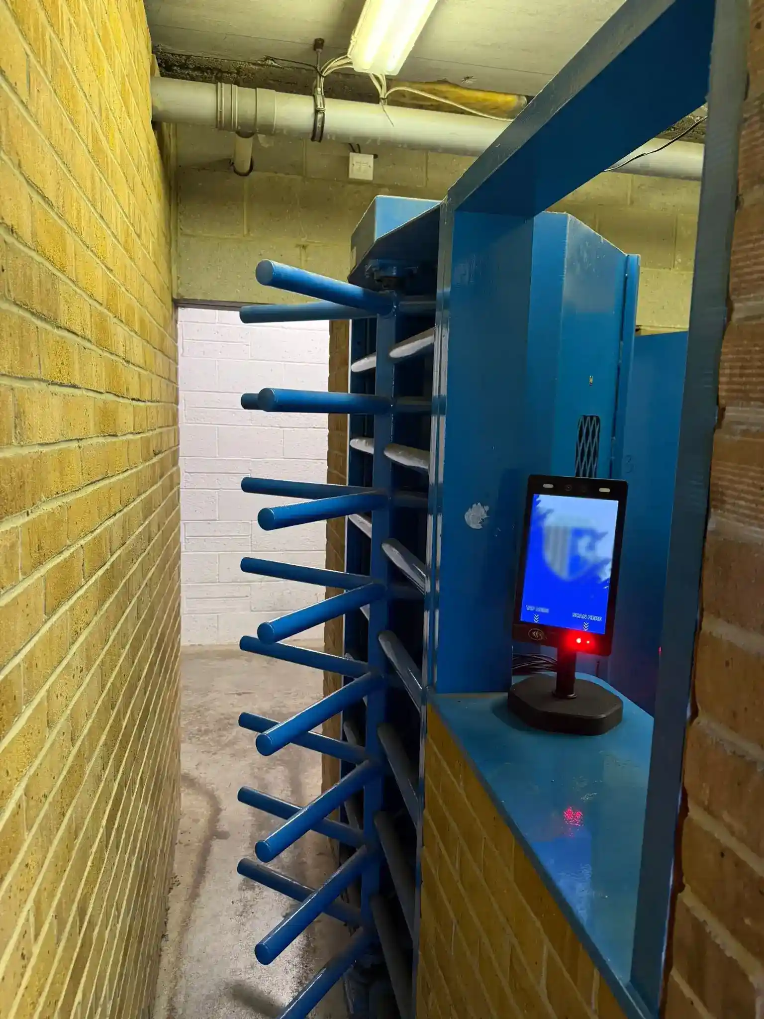 SUNTEK FA8 Facial Recognition Terminal: Successful Ticket Verification Case at a UK Football Club