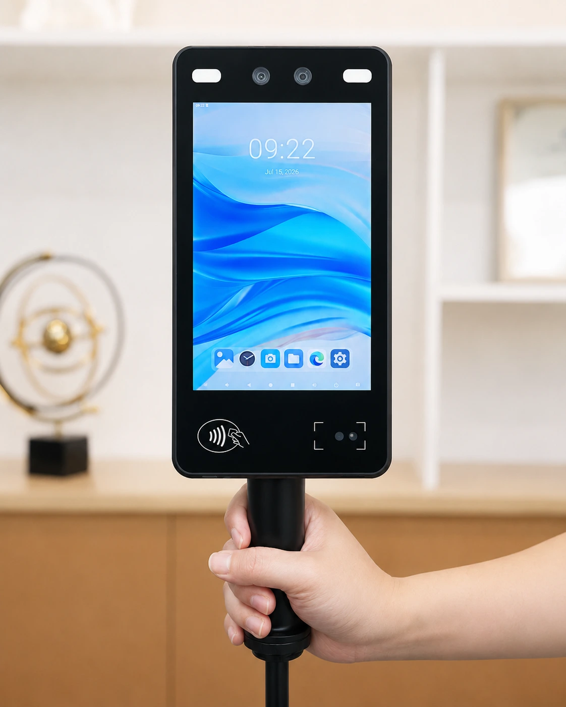 SUNTEK FA8 facial recognition terminal front view real product photo