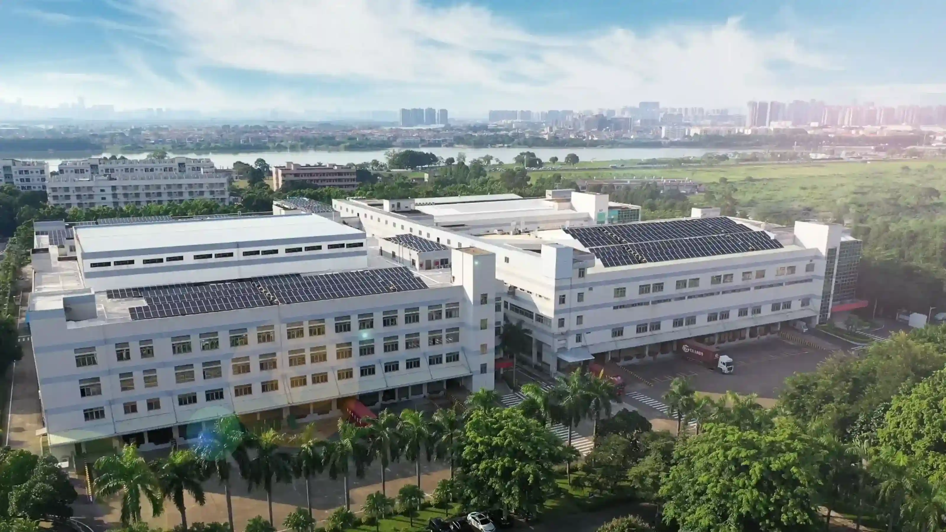 SUNTEK manufacturing facility for OEM and ODM smart commercial terminal projects